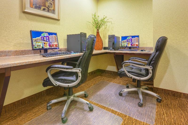 Holiday Inn Express Hotel & Suites Byram By Ihg Exteriör bild