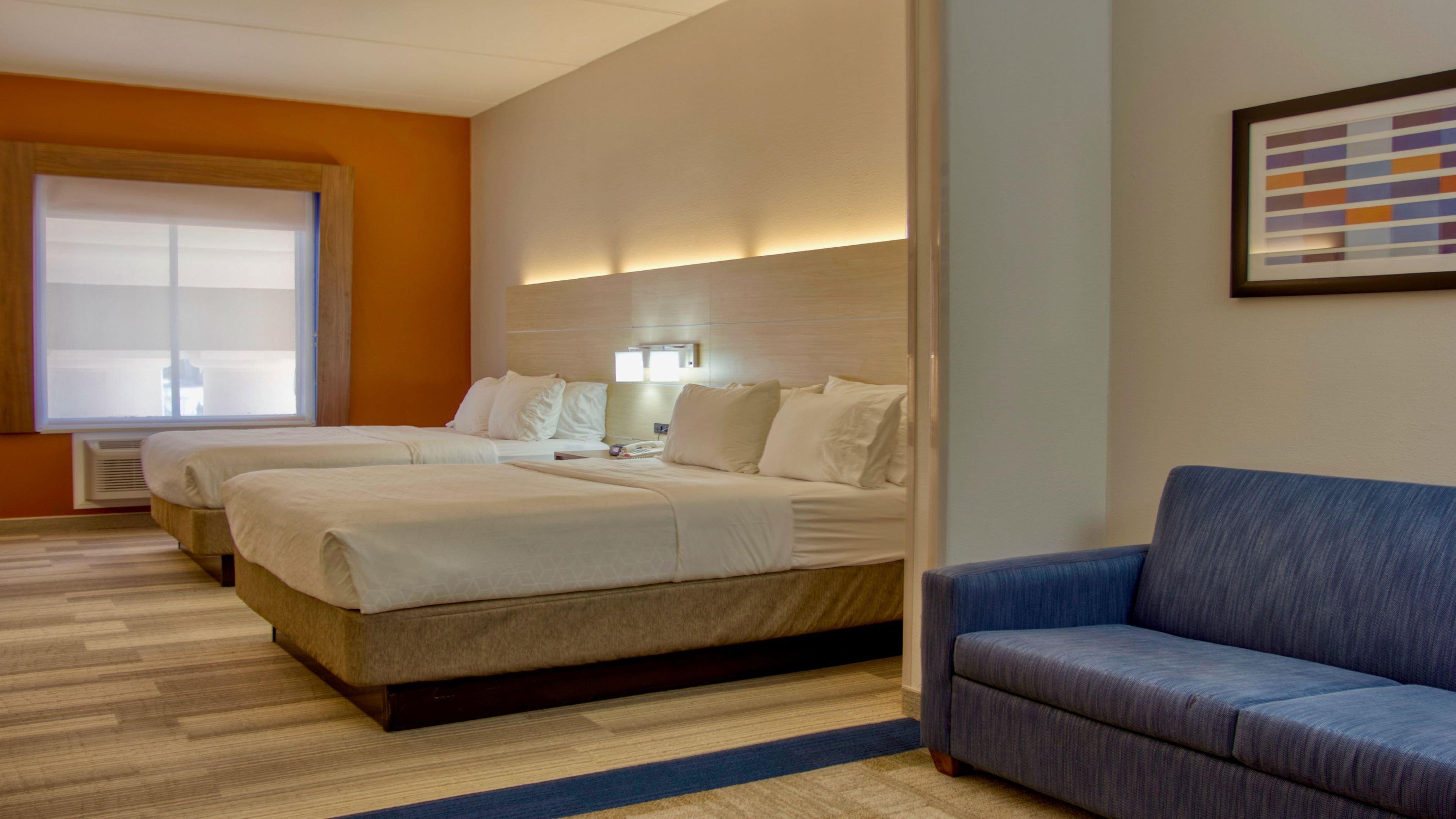 Holiday Inn Express Hotel & Suites Byram By Ihg Exteriör bild